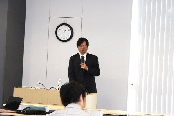 固体潤滑研究会など合同研究会 講演する村上氏 mst 表面改質