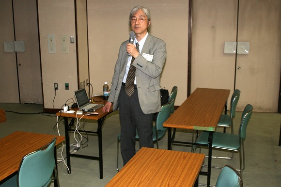 講演する大森氏