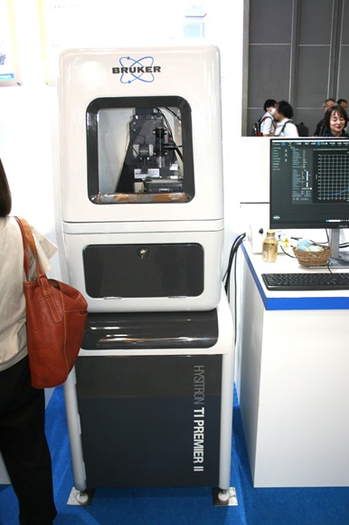 ブルカージャパン「Hysitron TI Premier II」